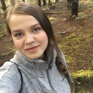 Meet your Posher, Lana